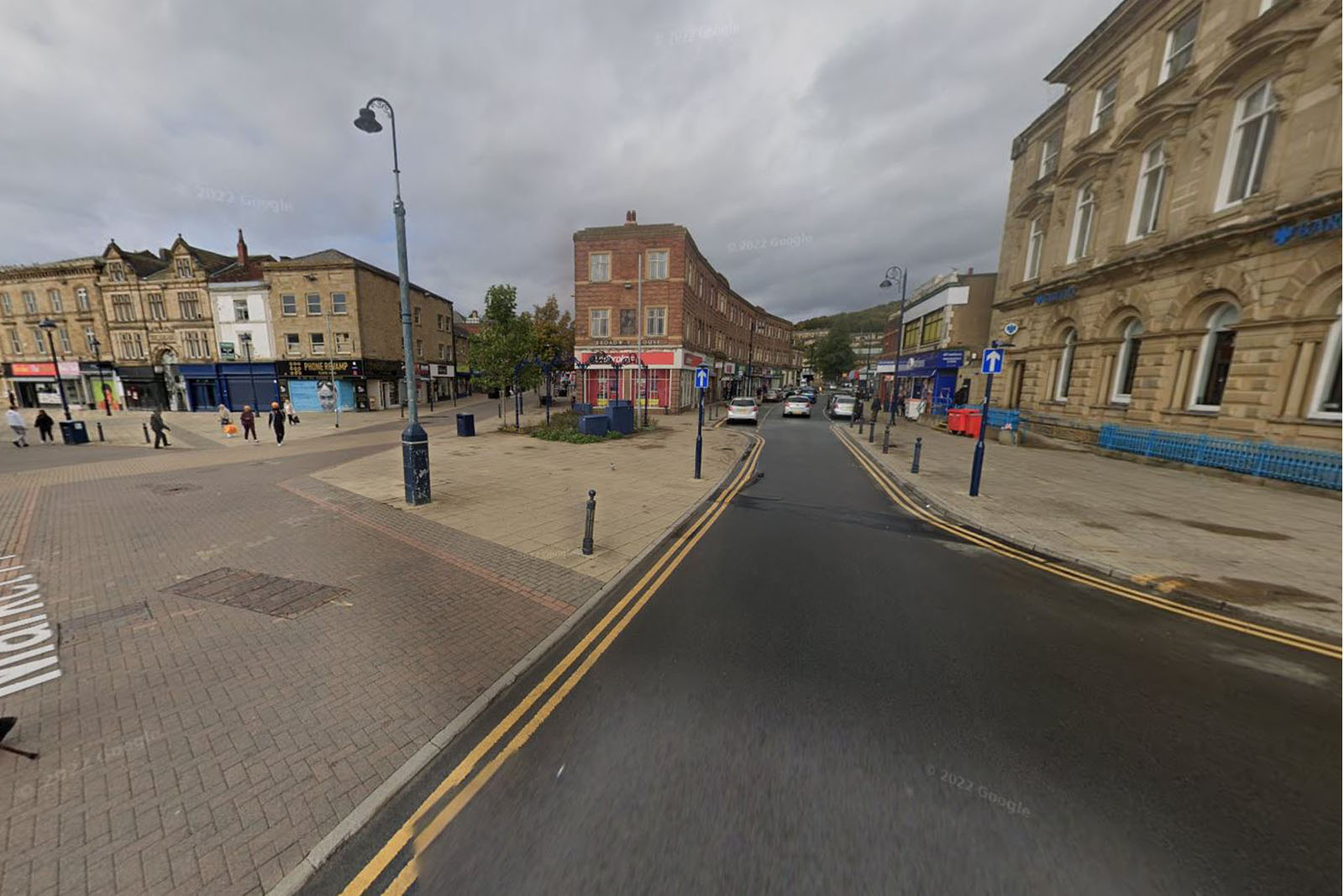 Office in Dewsbury - photo 4